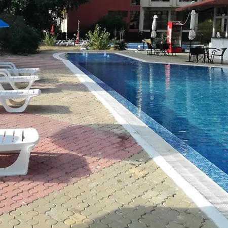 Amfibia Complex