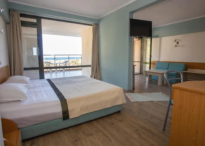 מלון Amfibia Complex סאני ביץ'